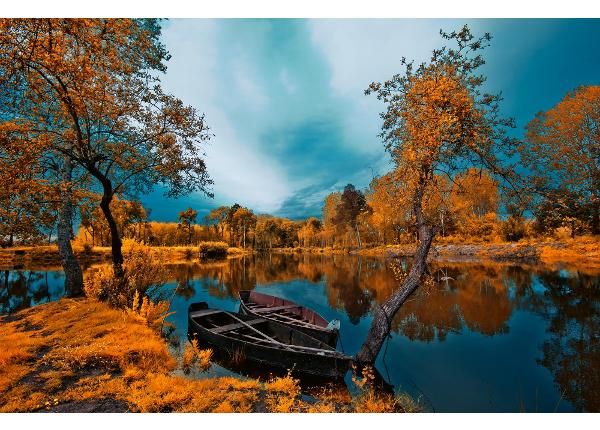 Fliis fototapeet River In Autumn