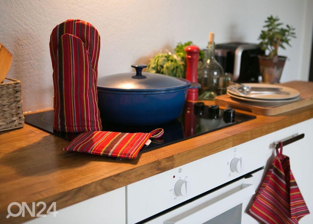 Etno köögirätik Kihnu 60x45 cm suurendatud