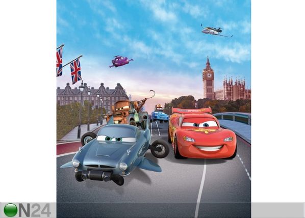 Fliis-fototapeet Disney Cars in London 180x202 cm