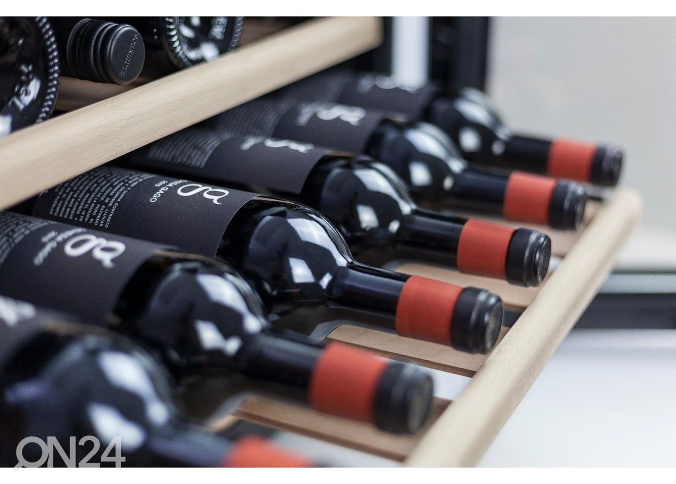 Integreeritav veinikülmik Caso WineSafe 18 EB, 628 suurendatud