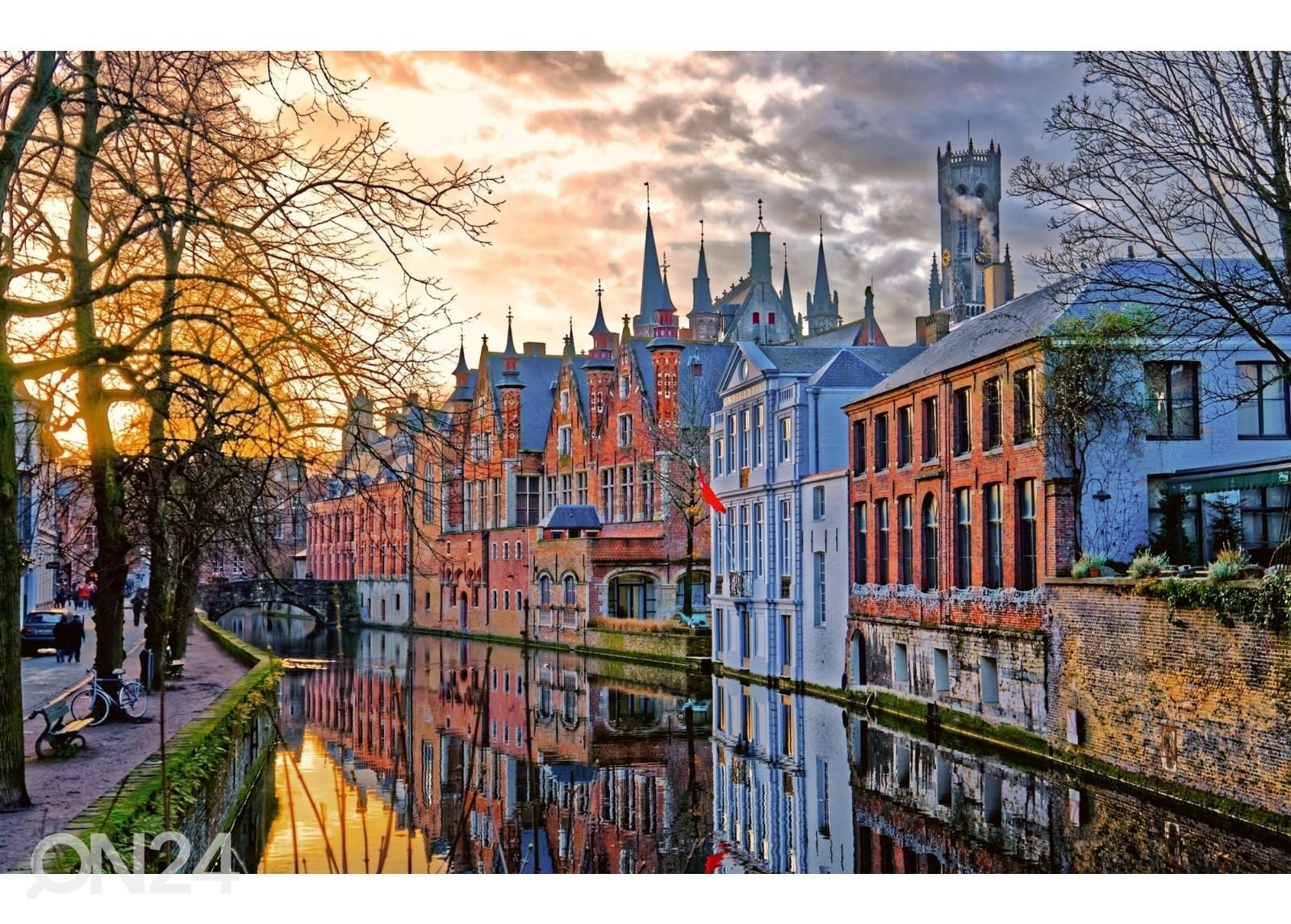 Isekleepuv fototapeet Canals Of Bruges  suurendatud