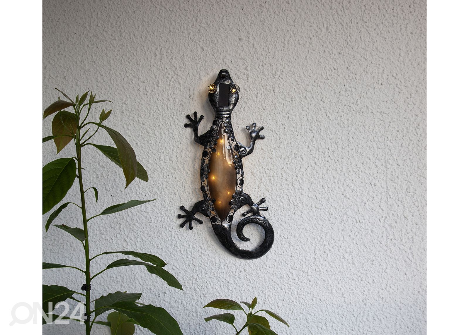 Päikesepaneeliga dekoratsioon Gecko suurendatud