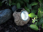 P&auml;ikesepaneeliga aiavalgusti Kivi LED AA-38698