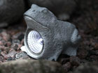 P&auml;ikesepaneeliga aiavalgusti LED AA-38709