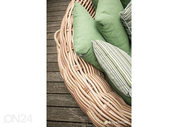 Aiadiivan Cocoon
