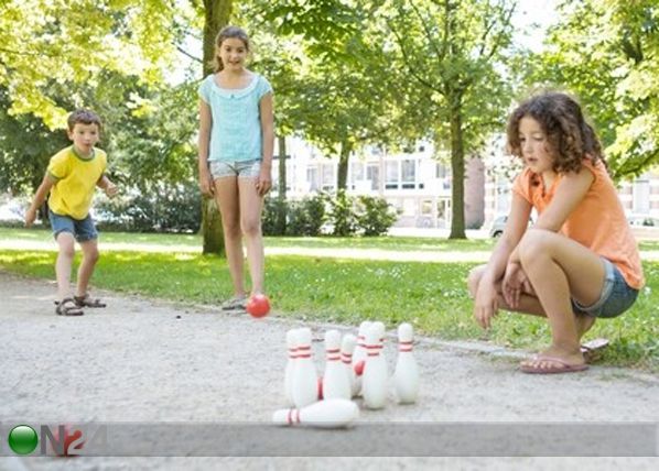 Punavalge bowling