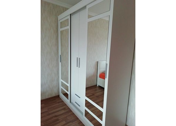 Riidekapp Basja