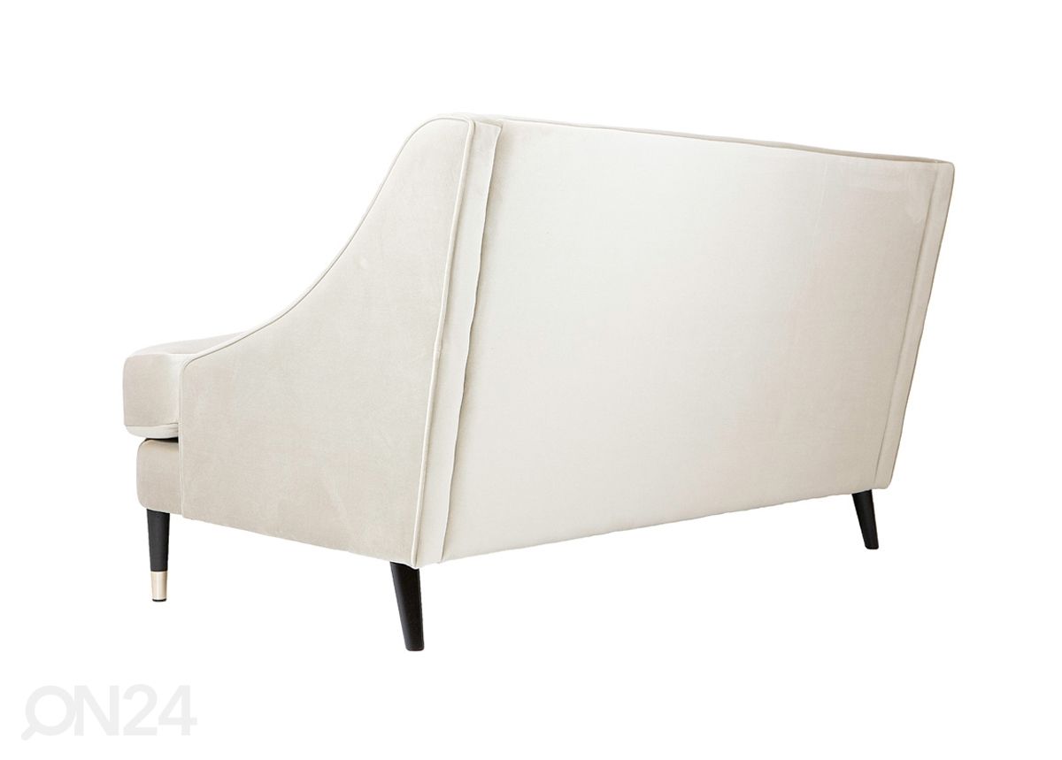 3-kohaline diivan suurendatud