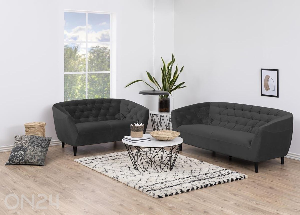 3-kohaline diivan Clovis suurendatud