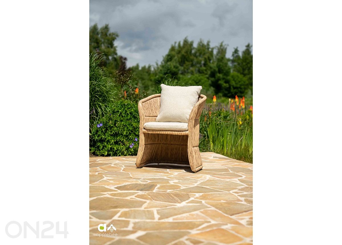 Aiatool Gili suurendatud