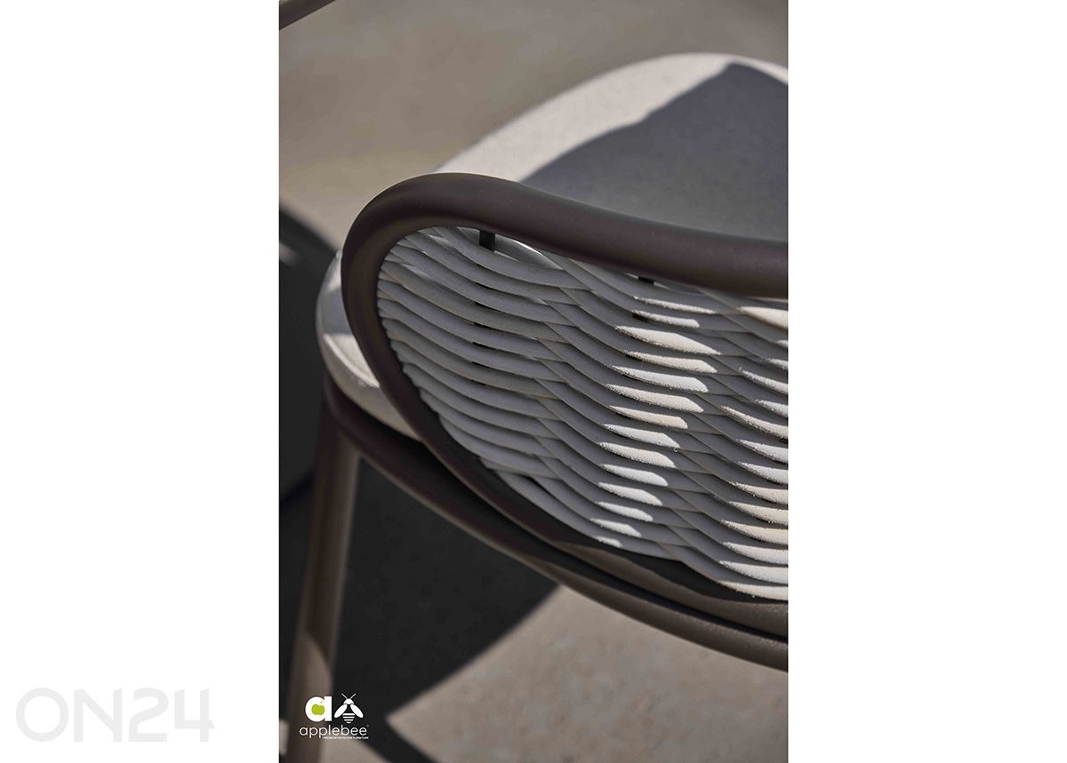 Aiatool Pine Key suurendatud