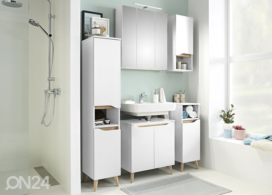 Alumine vannitoakapp 857 suurendatud