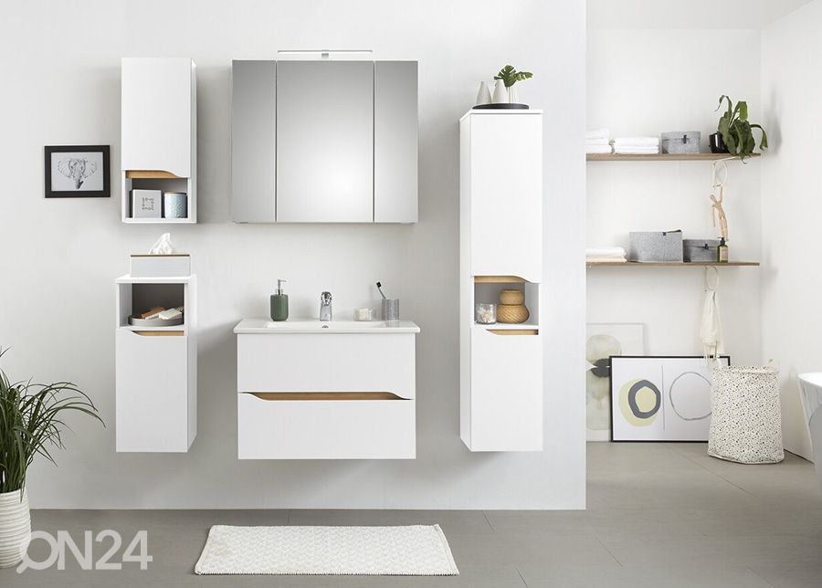 Alumine vannitoakapp 857 suurendatud