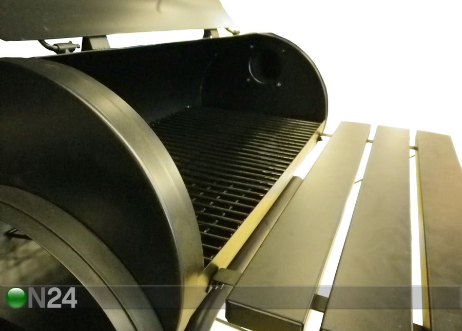 BBQ suitsugrill suurendatud