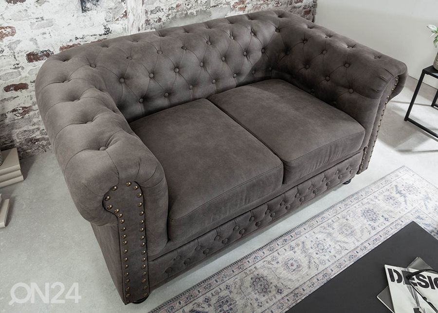 Diivan Chesterfield suurendatud