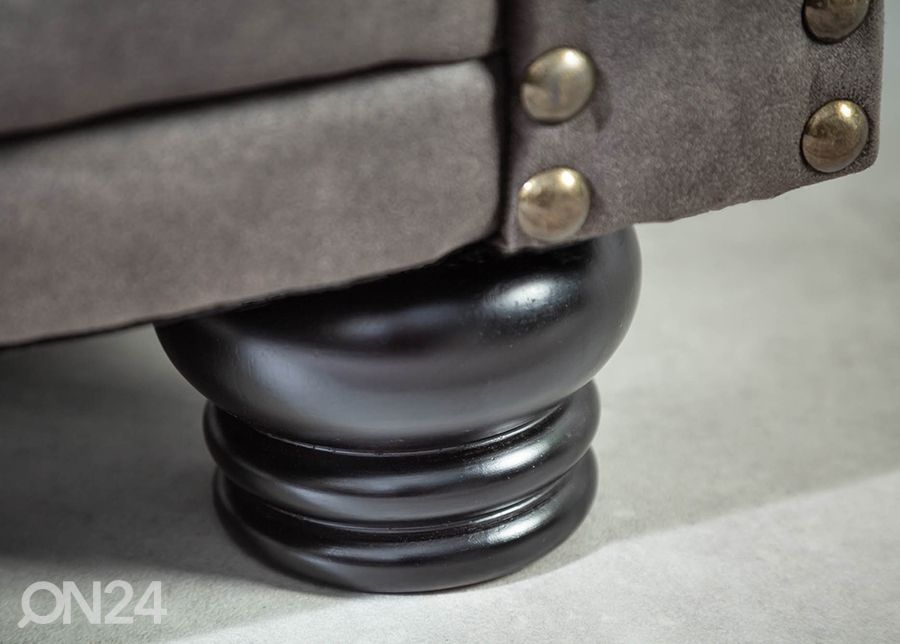 Diivan Chesterfield suurendatud