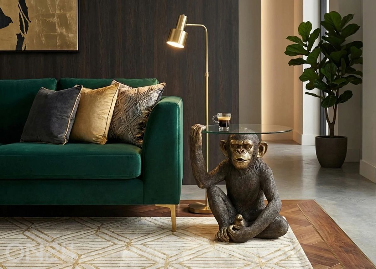 Diivanilaud King suurendatud