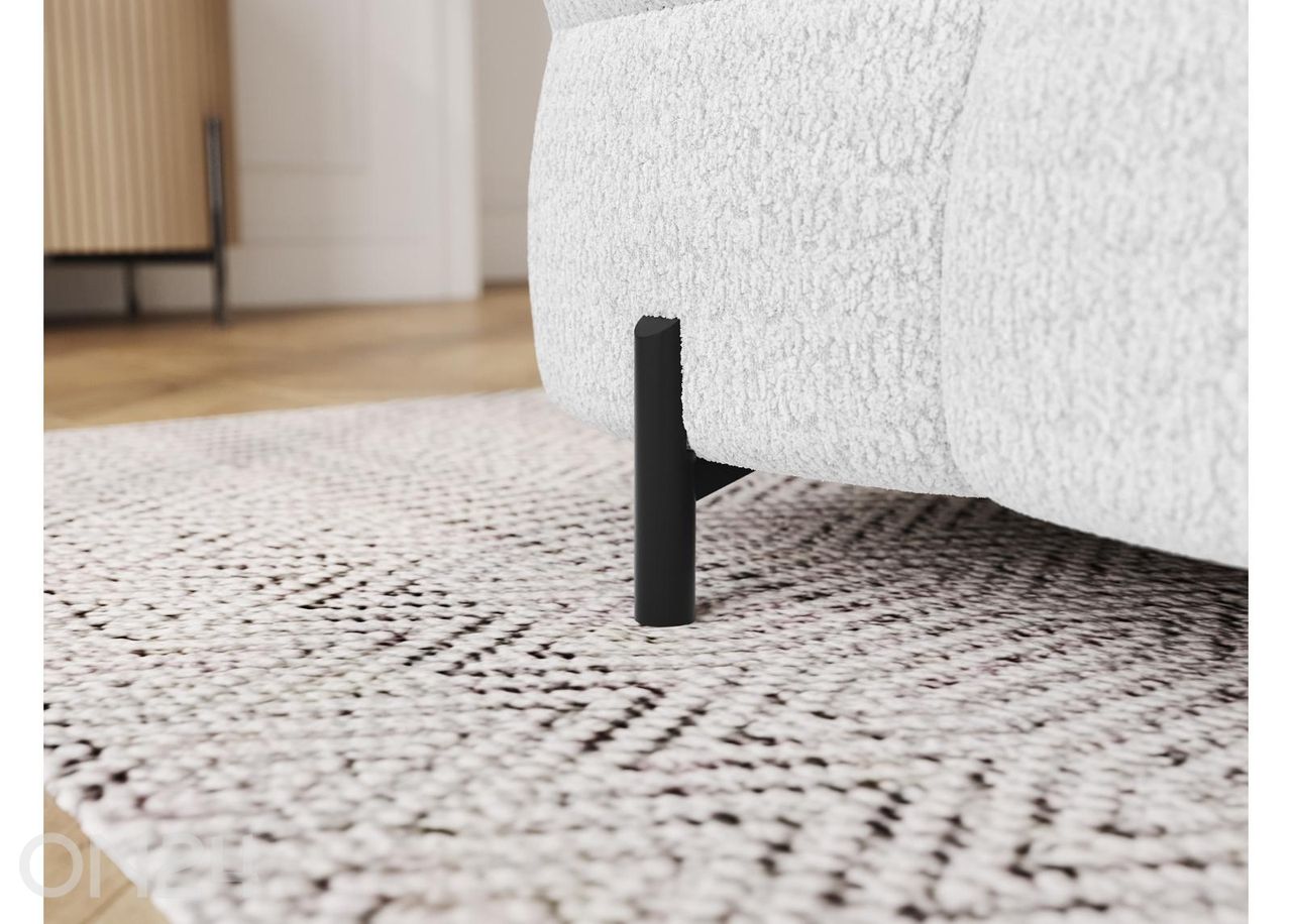 Diivanvoodi Festello suurendatud