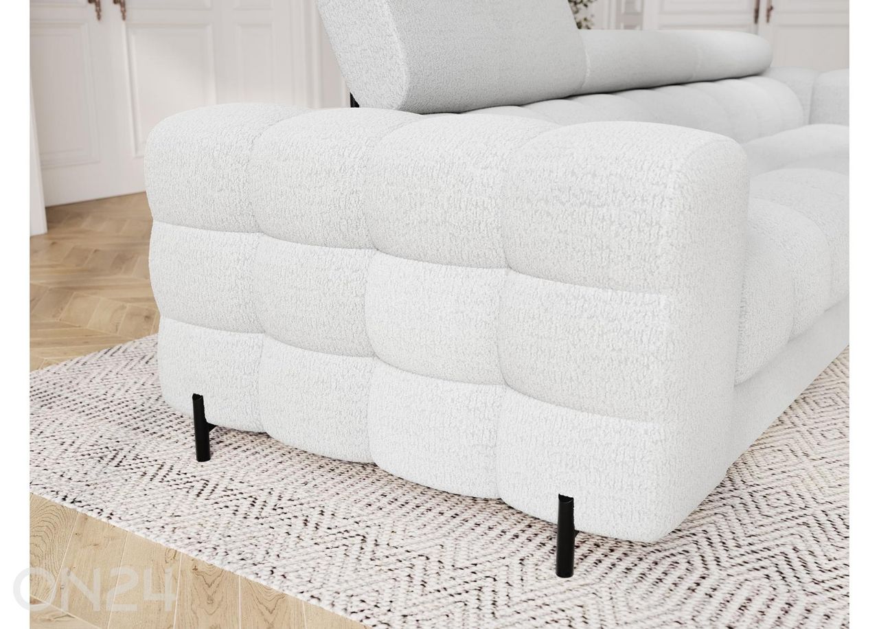 Diivanvoodi Festello suurendatud