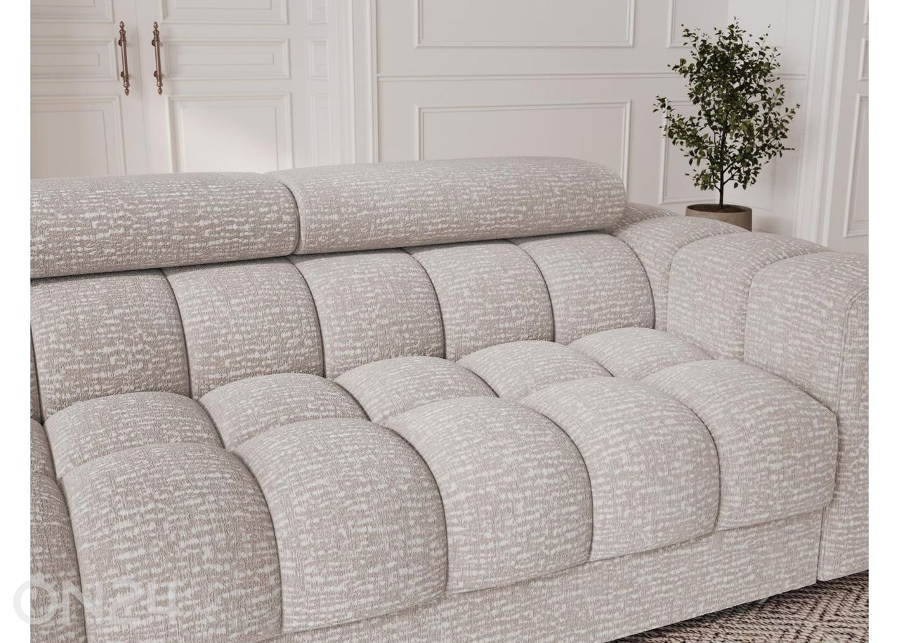 Diivanvoodi Festello suurendatud