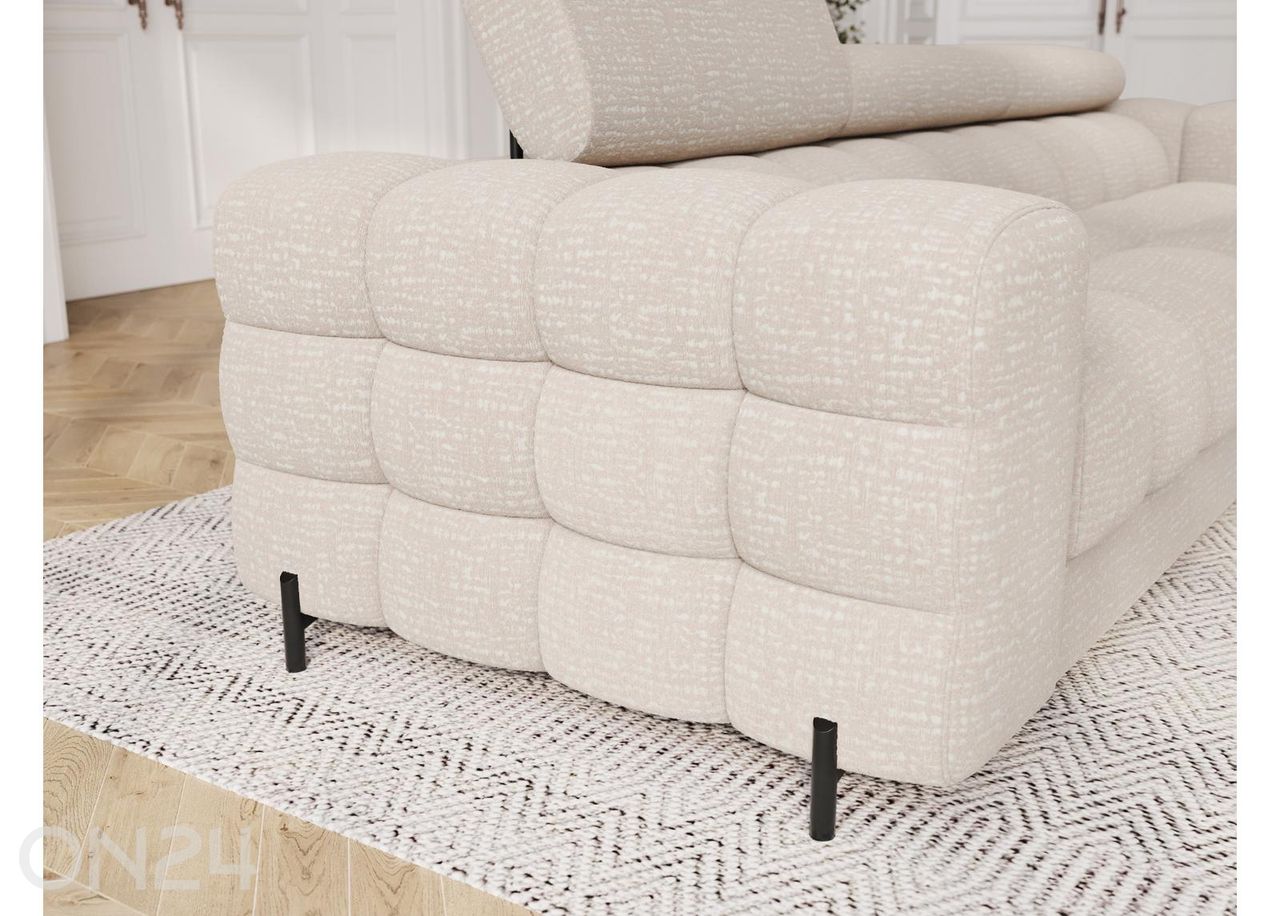 Diivanvoodi Festello suurendatud