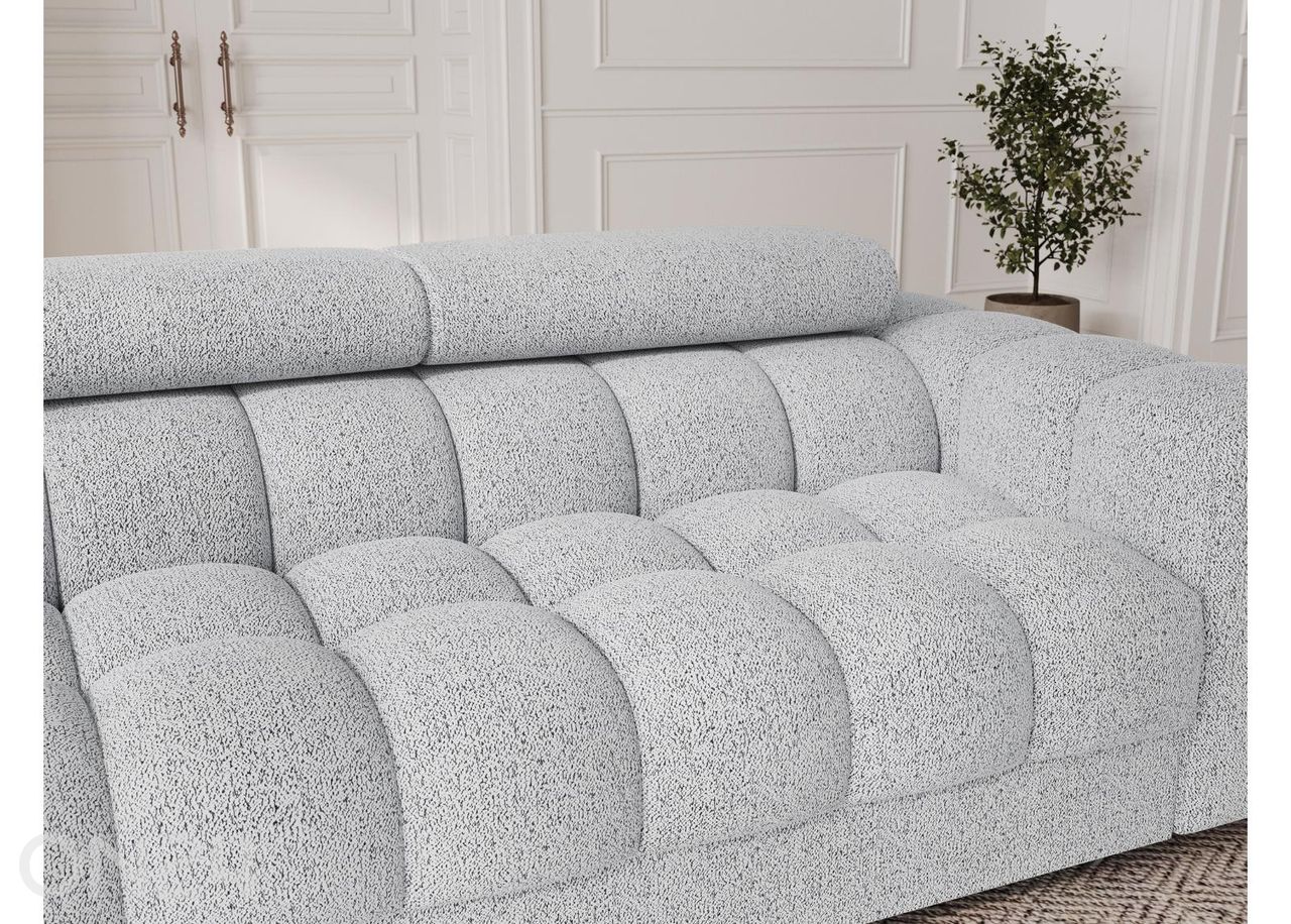 Diivanvoodi Festello suurendatud