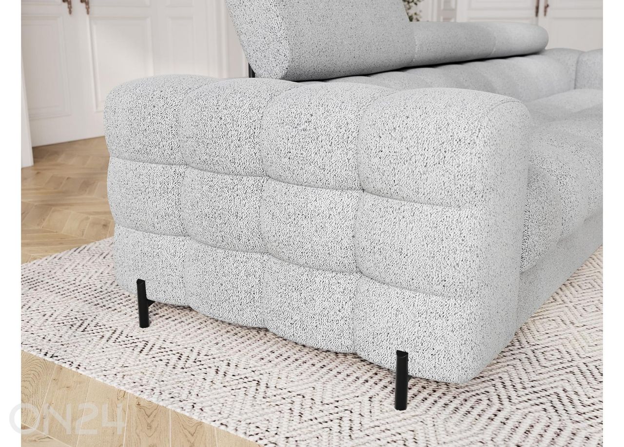 Diivanvoodi Festello suurendatud