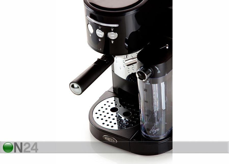Espressomasin piimavahustajaga Boretti suurendatud