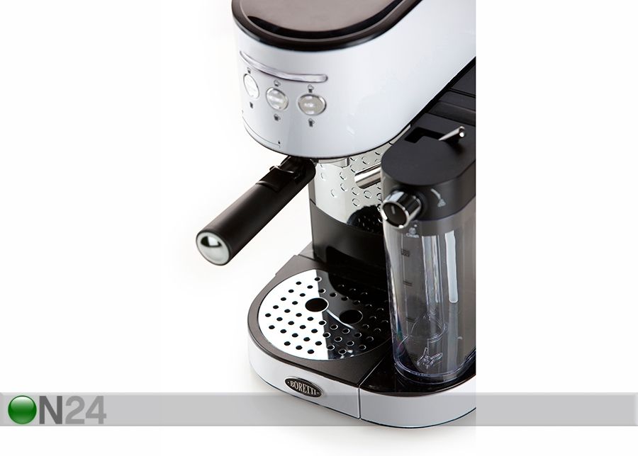 Espressomasin piimavahustajaga Boretti suurendatud