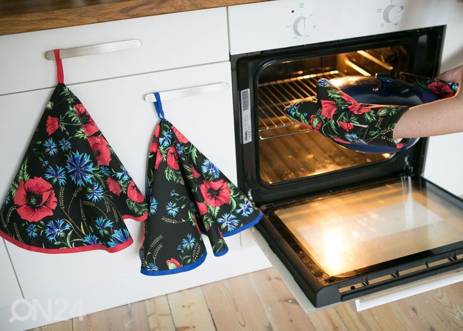 Etno pajakinnas Muhu tikandimotiividega, must suurendatud
