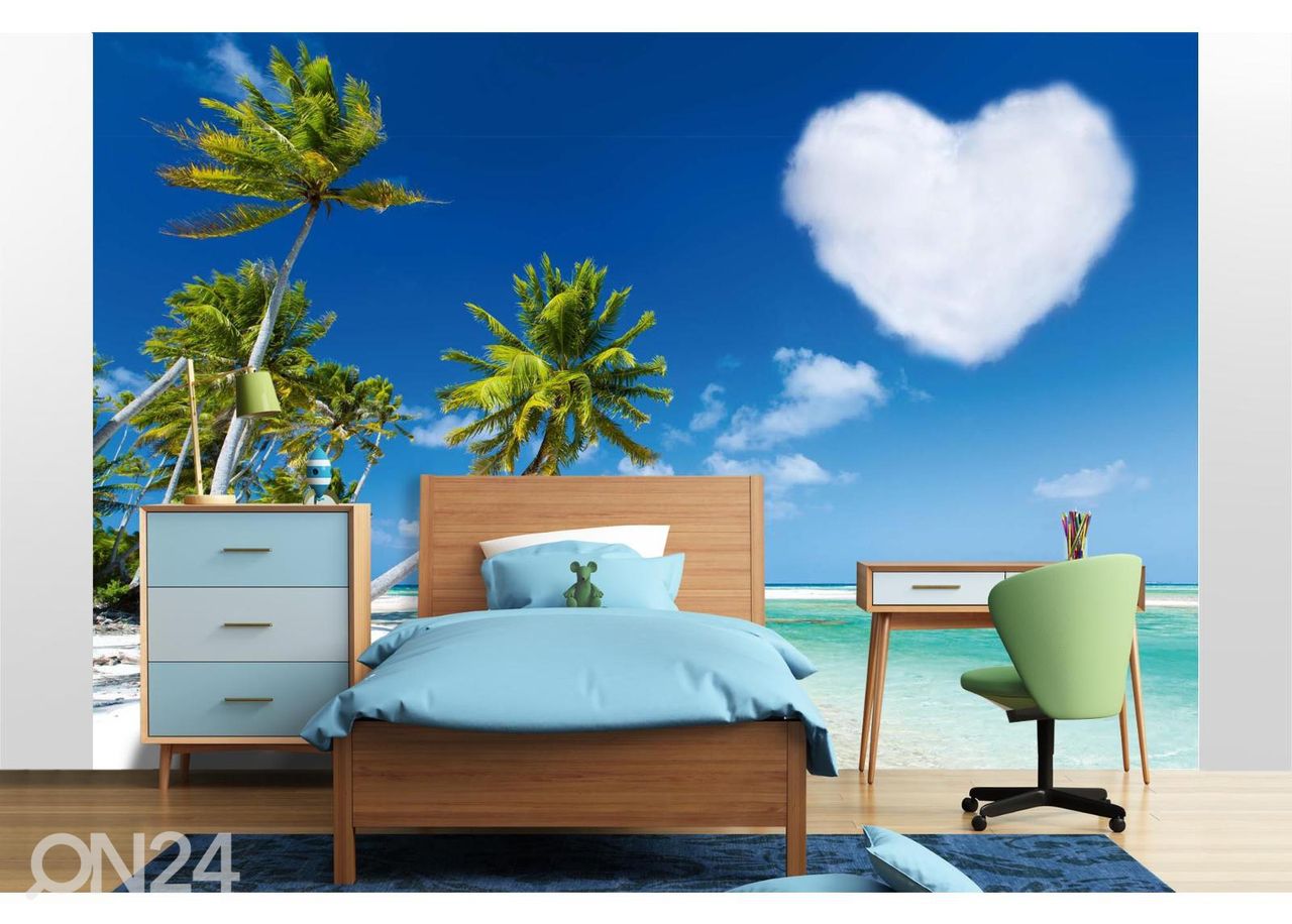 Fliis fototapeet Beach With Heart Cloud suurendatud