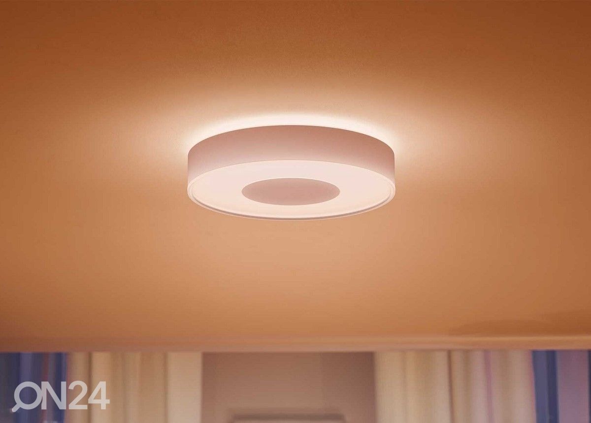 Hue White and Color ambiance Infuse M laevalgusti must suurendatud