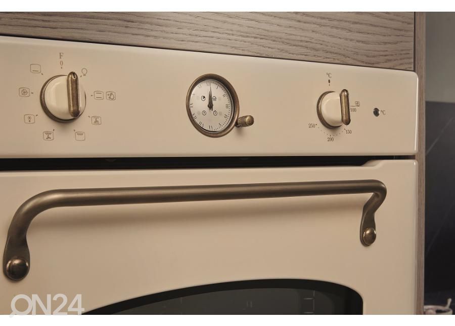 Integreeritav ahi Hotpoint-Ariston suurendatud
