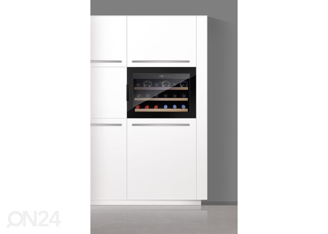 Integreeritav veinikülmik Caso WineSafe 18 EB BLACK, 627 suurendatud