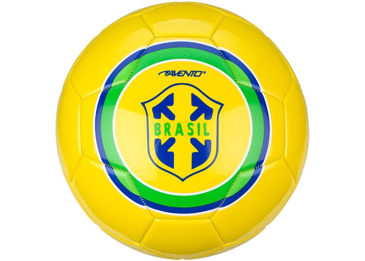 Jalgpall World Soccer Avento suurendatud