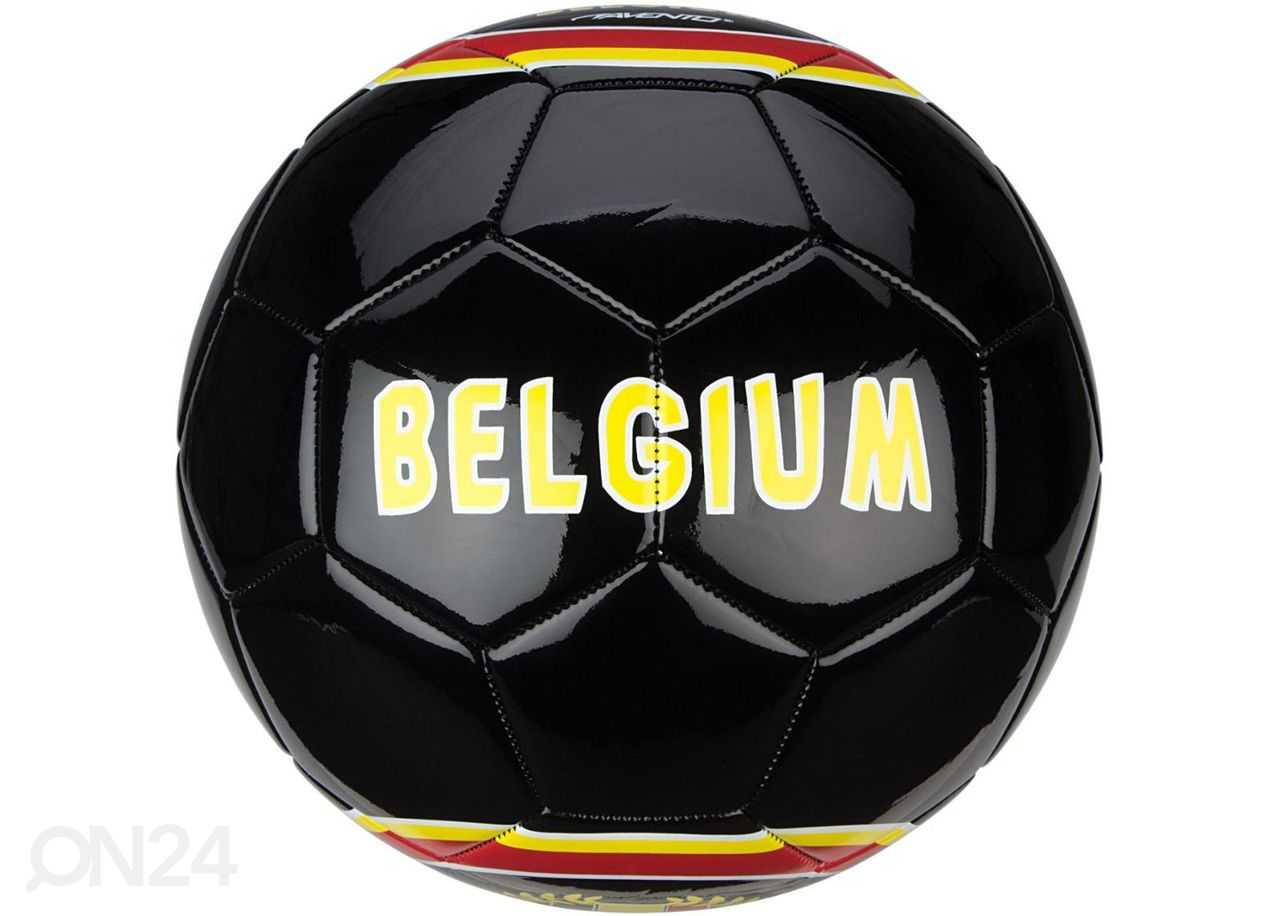 Jalgpall World Soccer Avento suurendatud