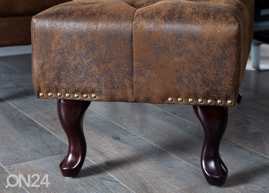 Järi Chesterfield suurendatud