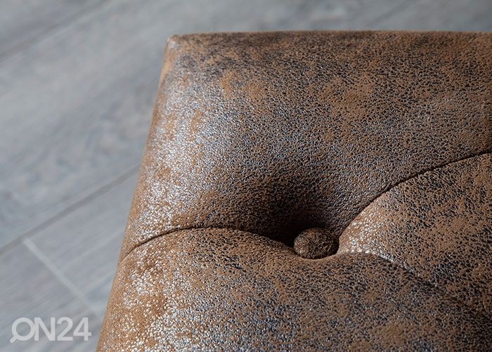 Järi Chesterfield suurendatud