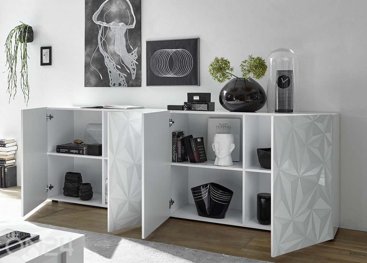 Kummut Prisma suurendatud