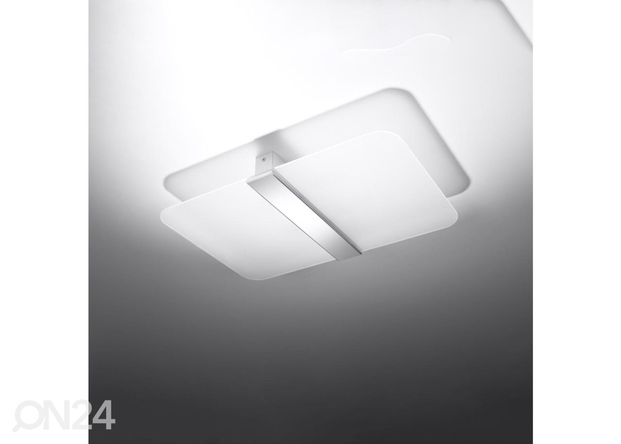 Laelamp Azalia suurendatud