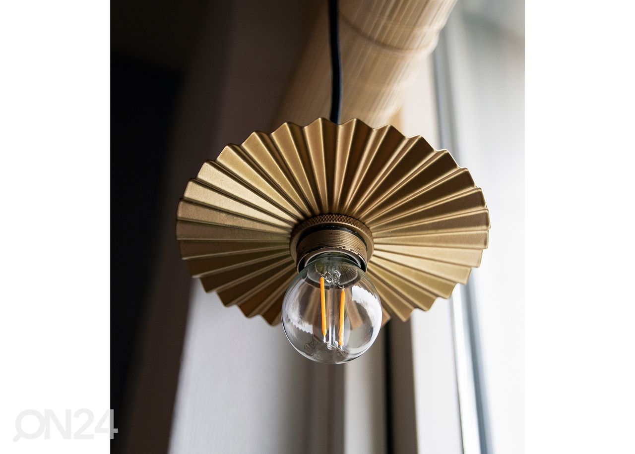 Laelamp Omega suurendatud