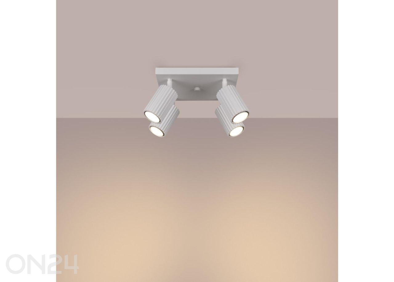 Laevalgusti Karbon 4 suurendatud