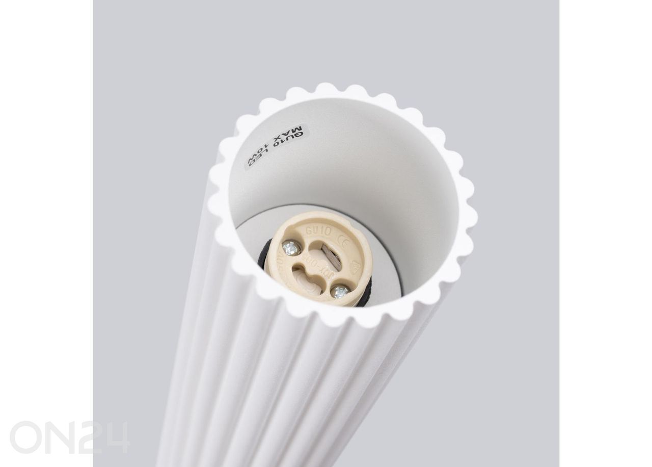 Laevalgusti Karbon 40 suurendatud