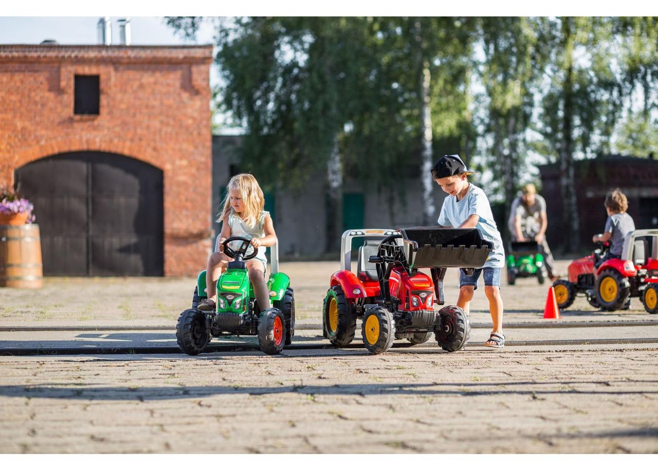 Laste traktor Supercharger suurendatud