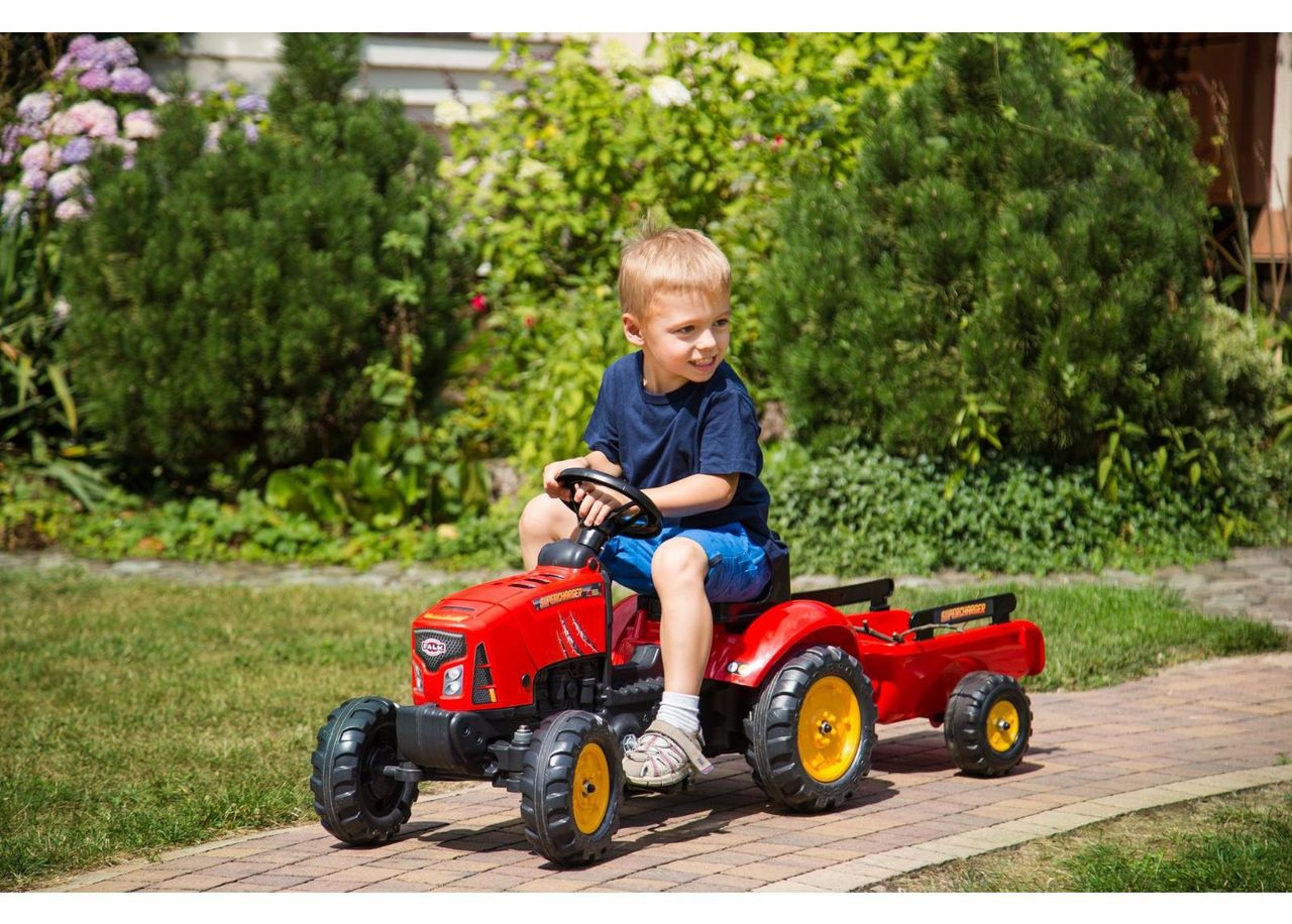 Laste traktor Supercharger suurendatud