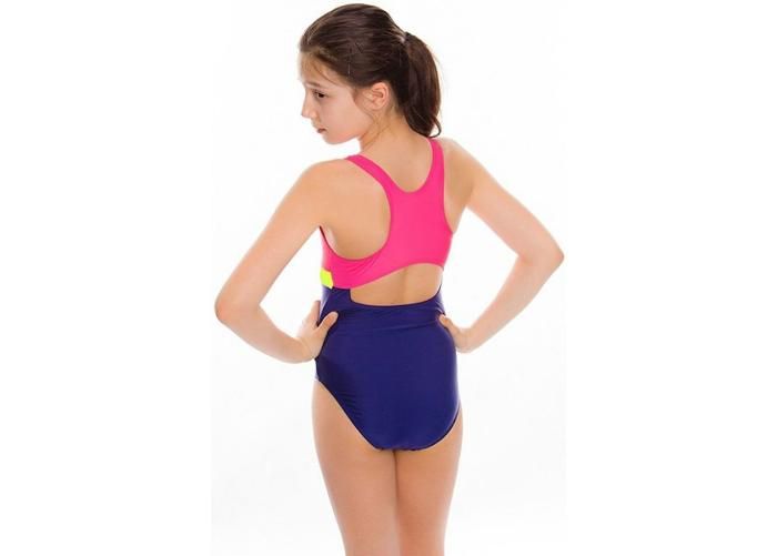 Laste ujumistrikoo Aqua-speed Jr suurendatud