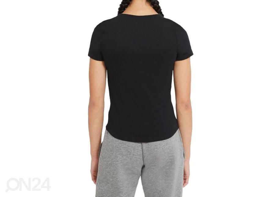 Laste vabaajasärk Nike Sportswear suurendatud