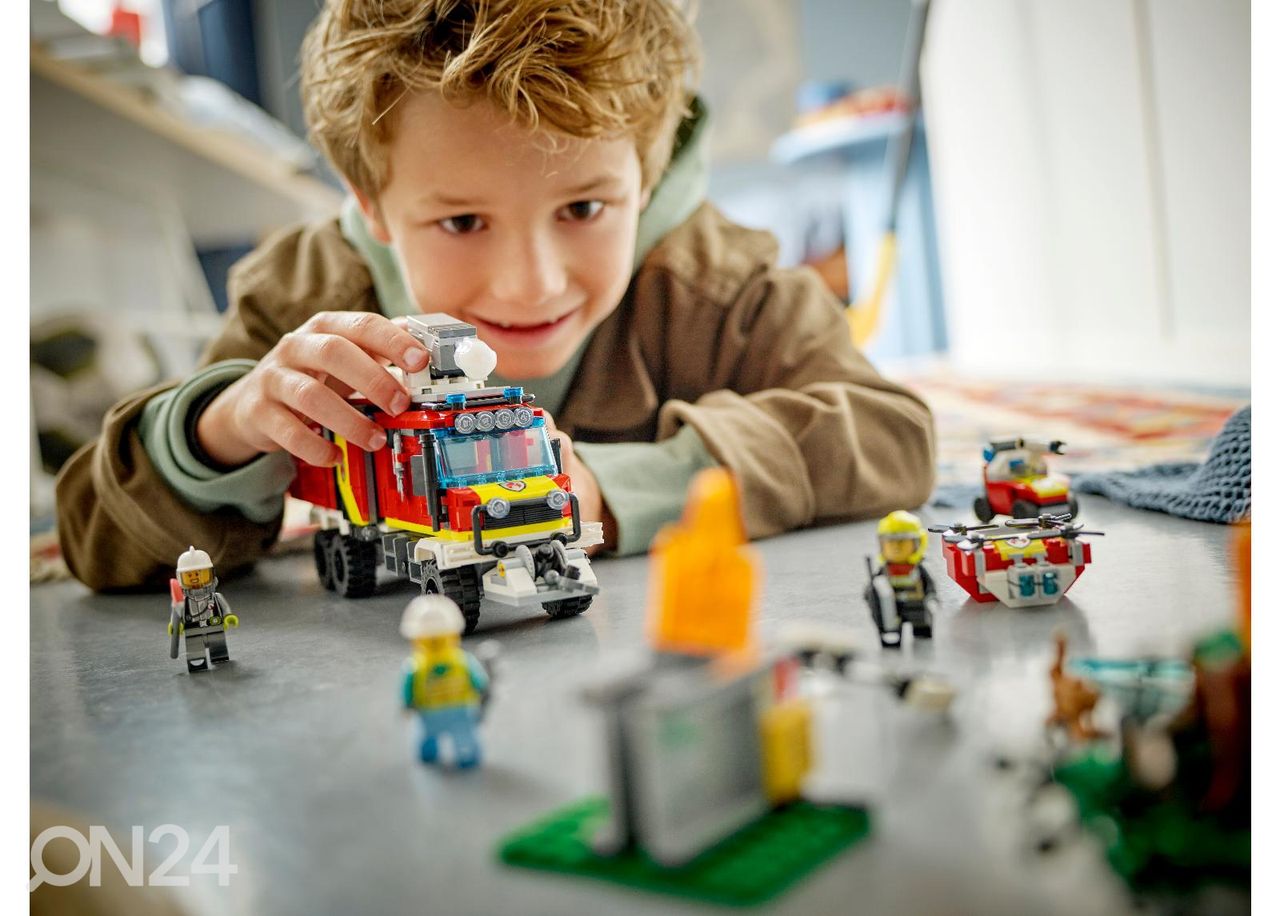 LEGO City Tuletõrjeauto suurendatud