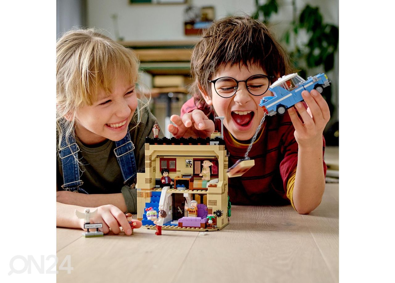 LEGO Harry Potter 4 Privet Drive suurendatud