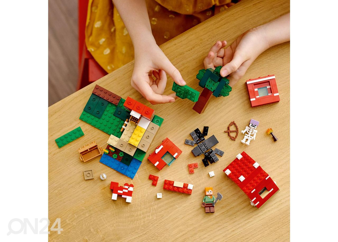 LEGO Minecraft Seenemaja suurendatud